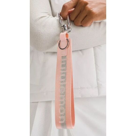 Lululemon LU9BGQS Pink Mist/Silver Never Lost Keychain *Wordmark - Picture 4 of 4